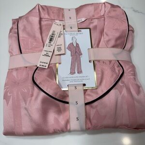 Victoria's Secret Signature Satin Pajama Set-Small Regular